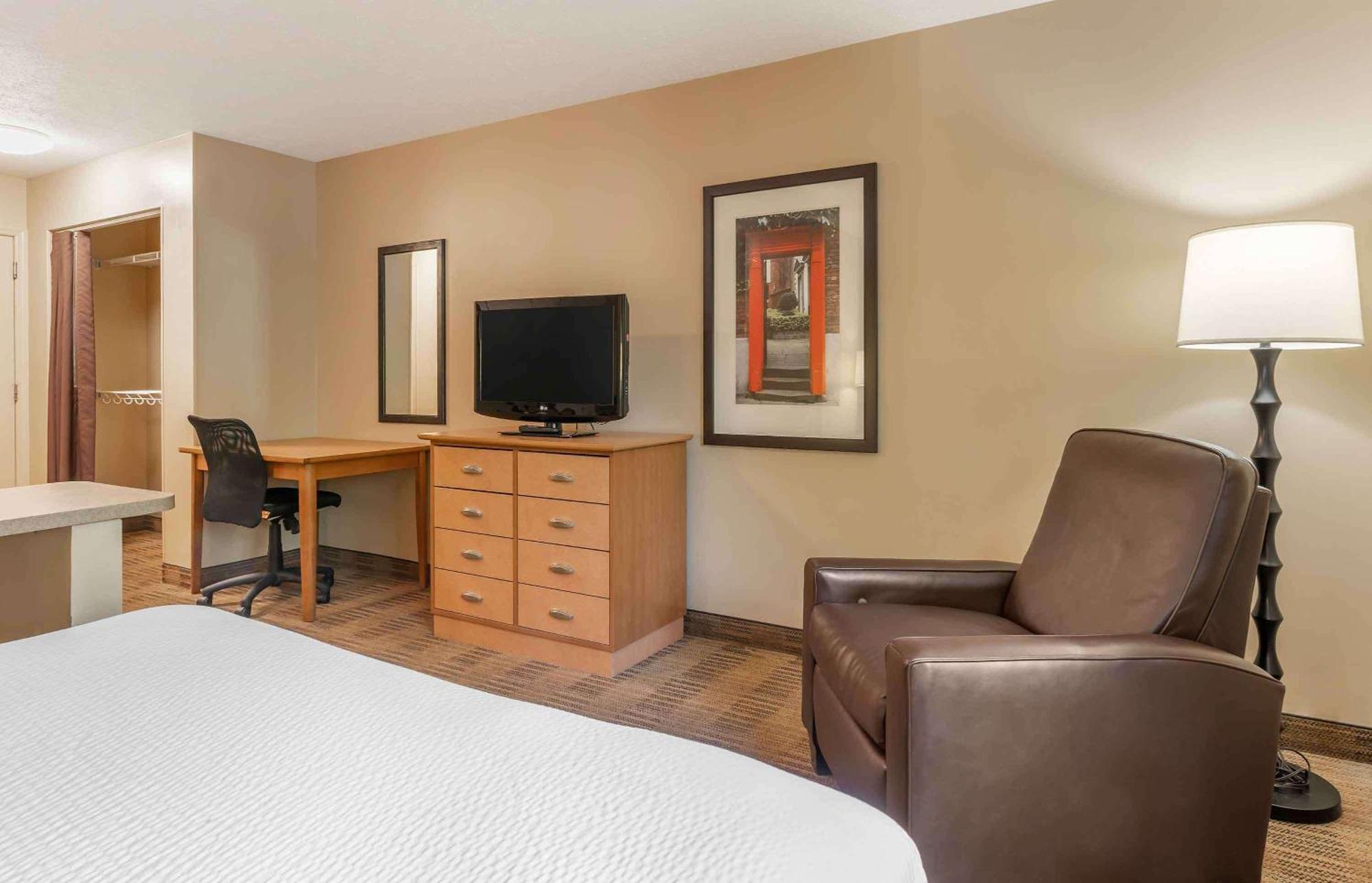 Extended Stay America Suites - Fort Wayne - North Экстерьер фото