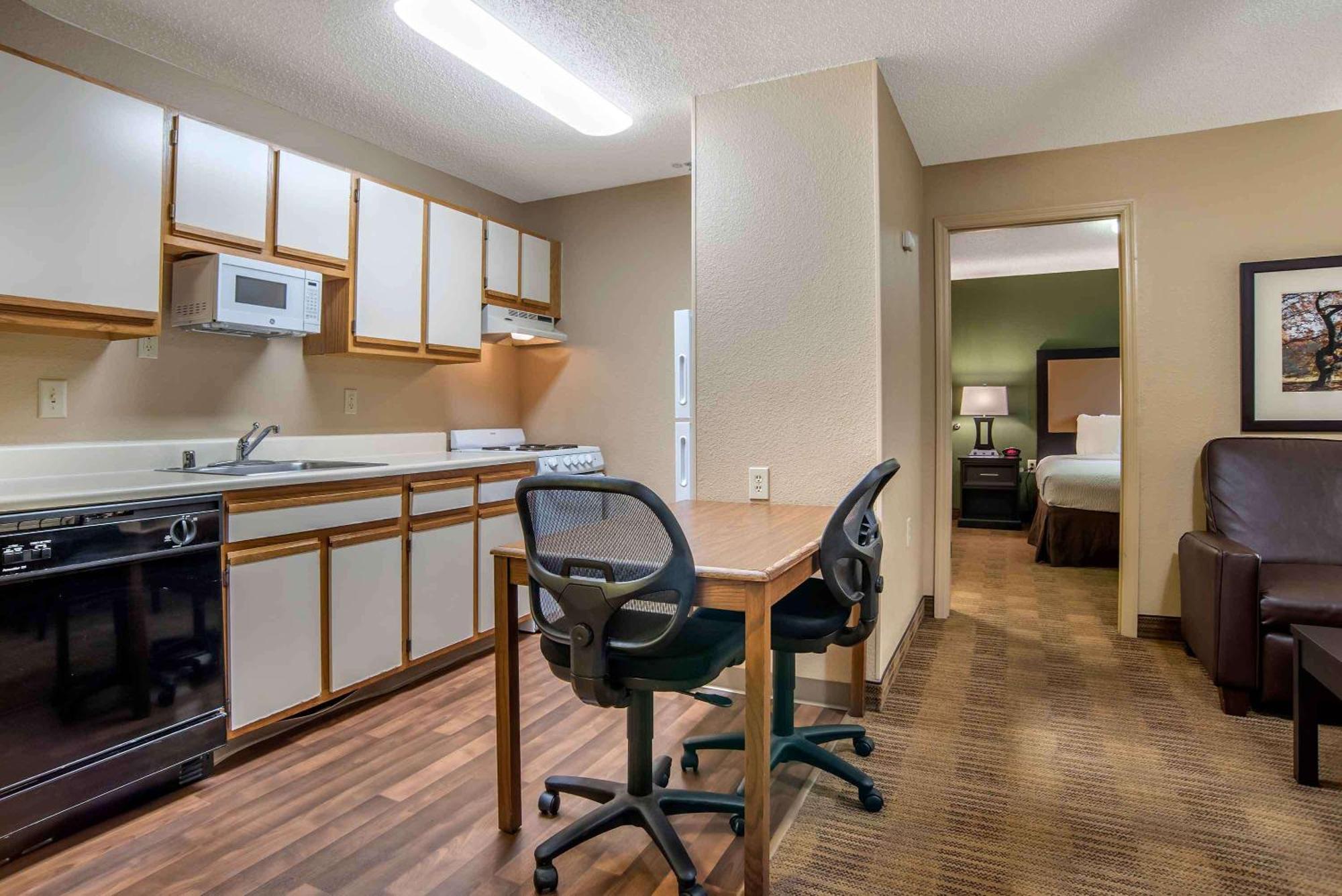 Extended Stay America Suites - Fort Wayne - North Экстерьер фото