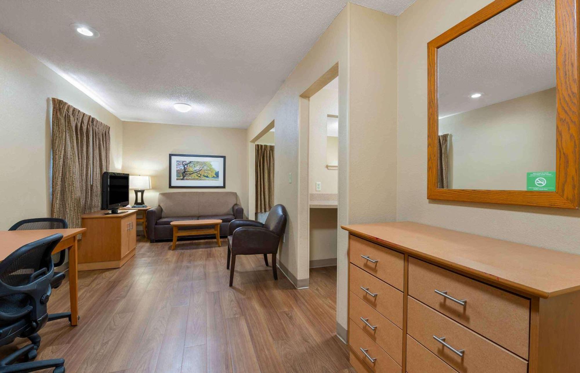 Extended Stay America Suites - Fort Wayne - North Экстерьер фото