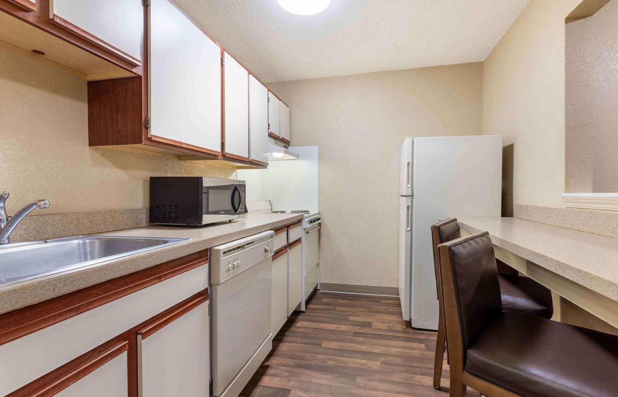 Extended Stay America Suites - Fort Wayne - North Экстерьер фото